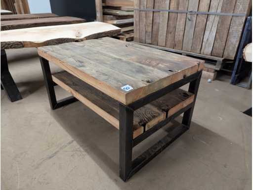 Table basse en pin ancien 80x55cm