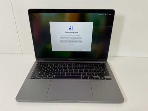 Apple MacBook Pro 13", Apple M1, 8 GB RAM, 500 GB NVMe Laptop