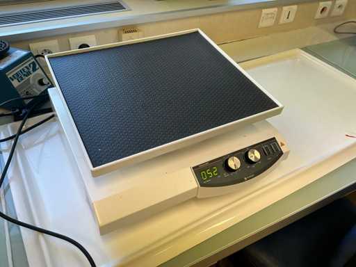 Agitator orbital Heidolph Polymax 2040