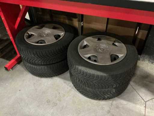 Opony samochodowe Michelin 175/65R14 (4x)