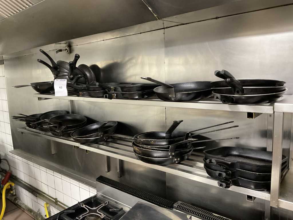 Batch of various pans
