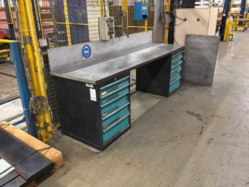 E.PLUS Workshop Table