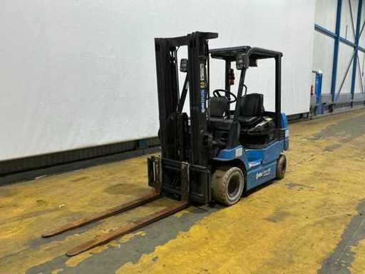 2002 Toyota 2-7FD25 Forklift