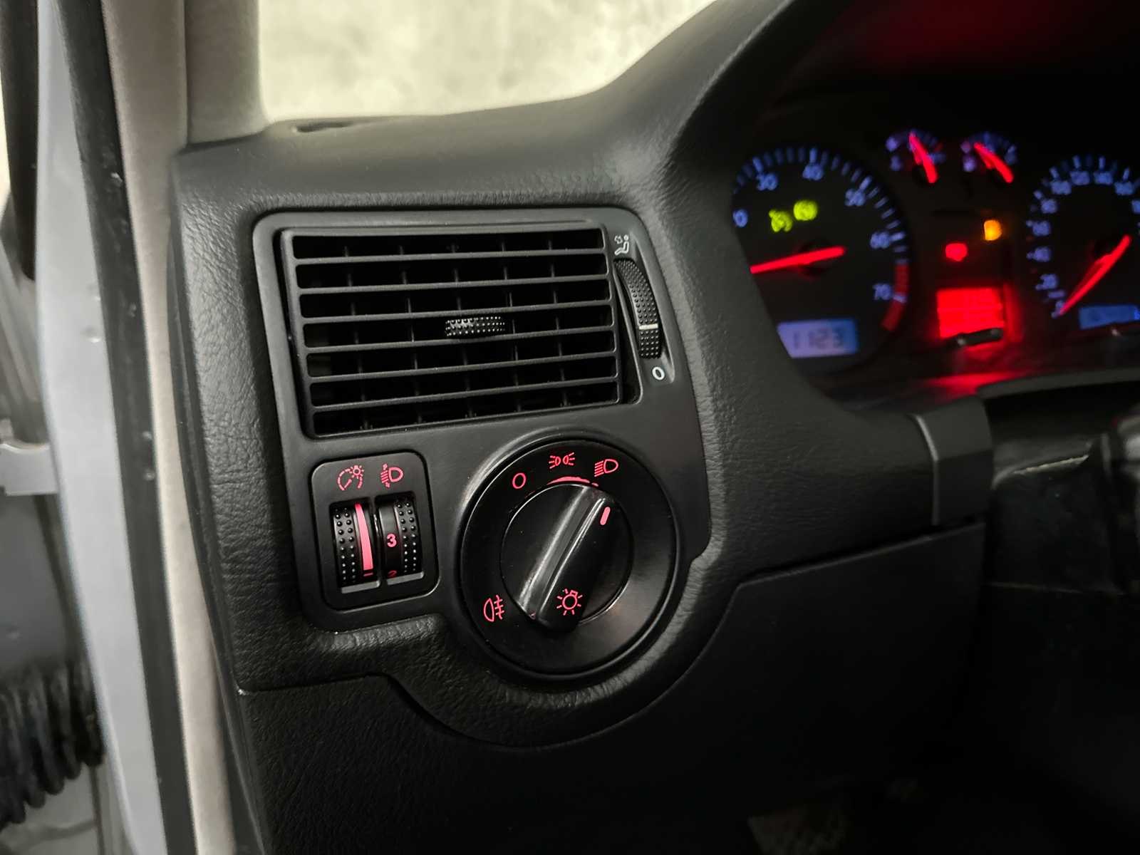 Volkswagen Golf 1.6 Trendline 101pk 2001 AUTOMAAT, 23-HP-FX