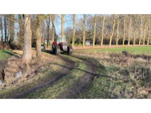 e5689f87-11e2-4b40-aa2a-5be993fdd138.mp4