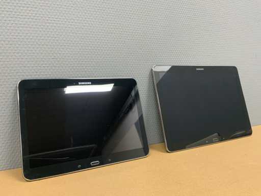 Samsung SM-P900 en SM-T535 Tablet (2x)