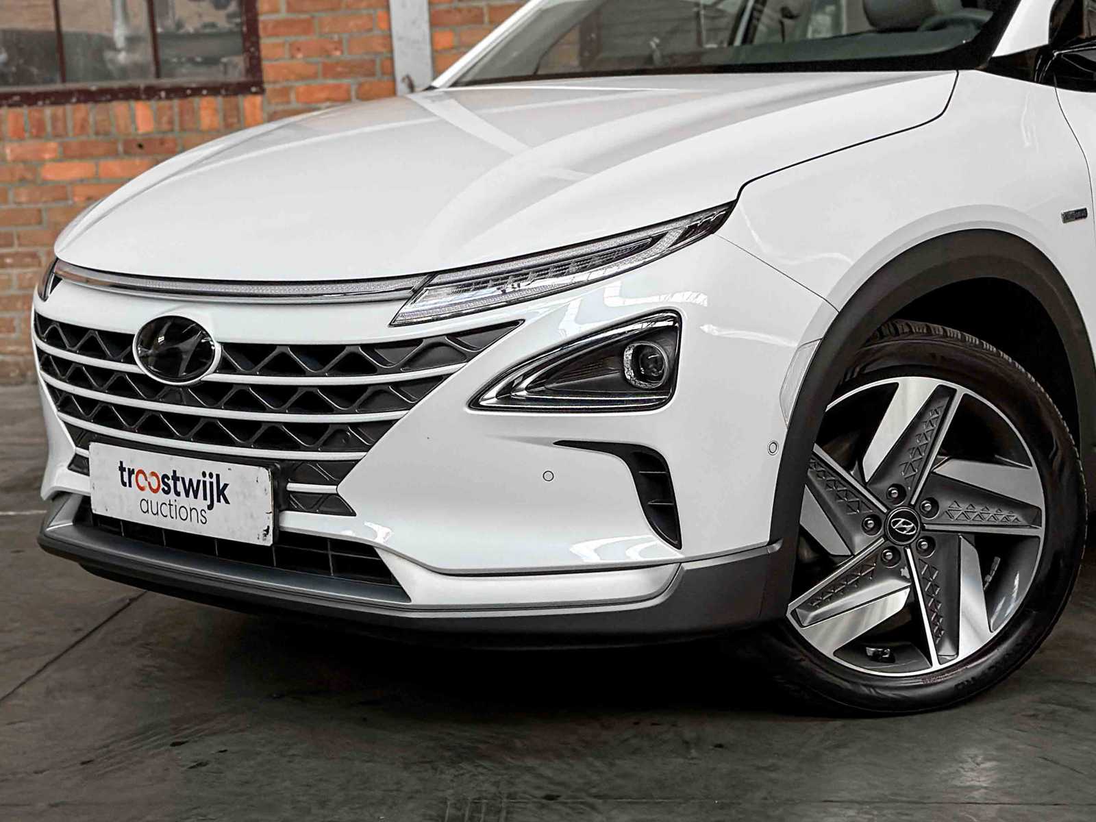 Hyundai NEXO FCEV Plus Pack 163pk 2020 (Origineel-NL), J-193-NB