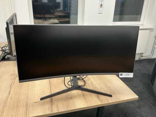 Samsung U32R590CWR Écran incurvé 32"