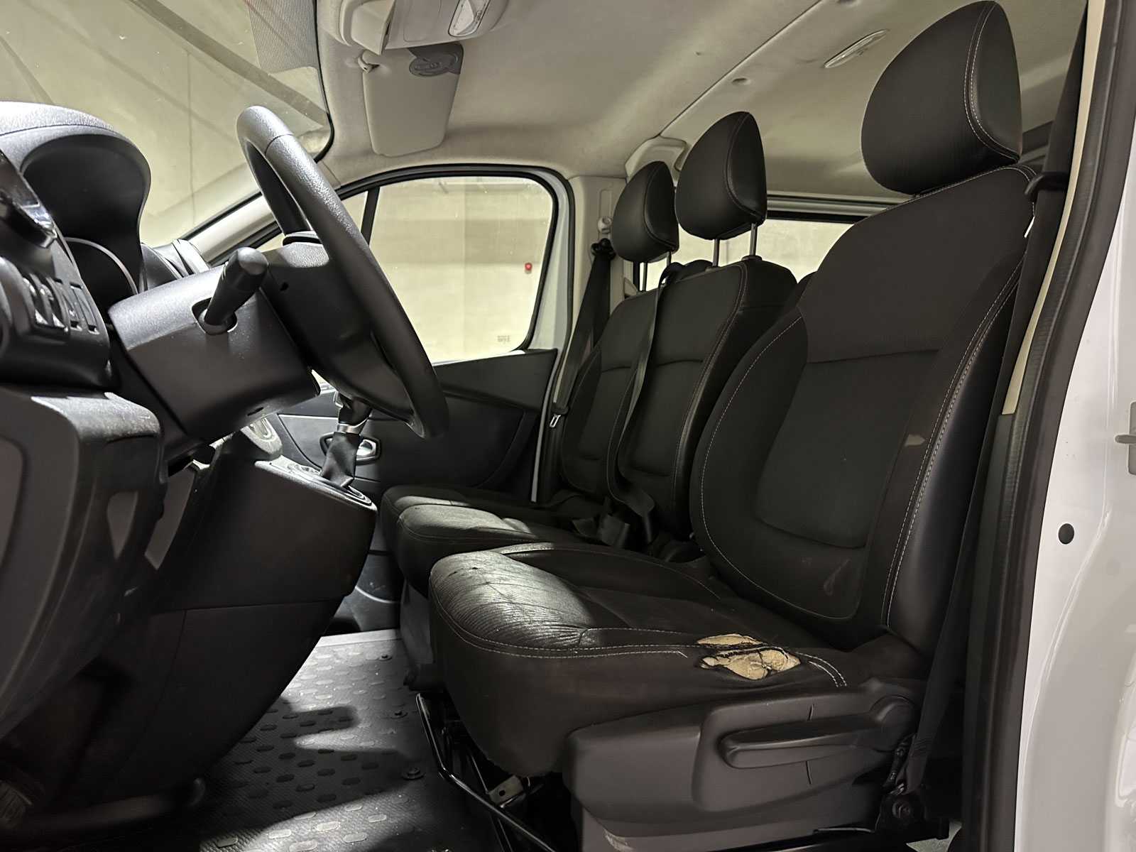 Renault Trafic 2.0 dCi 145 T29 L2H1 Dubbel Cabine 