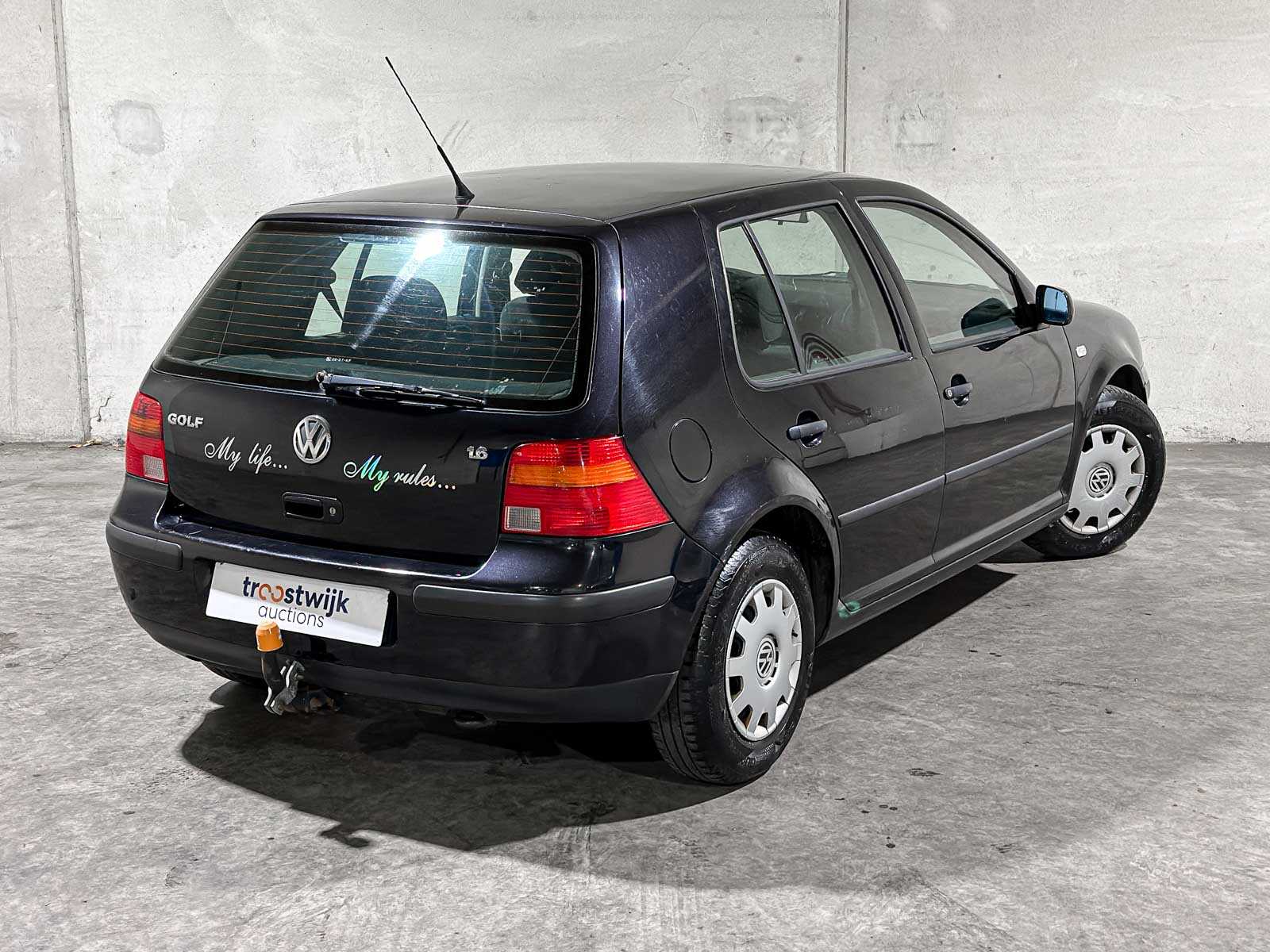 Volkswagen Golf 1.6 Trendline 101pk 2000, 99-DT-KF