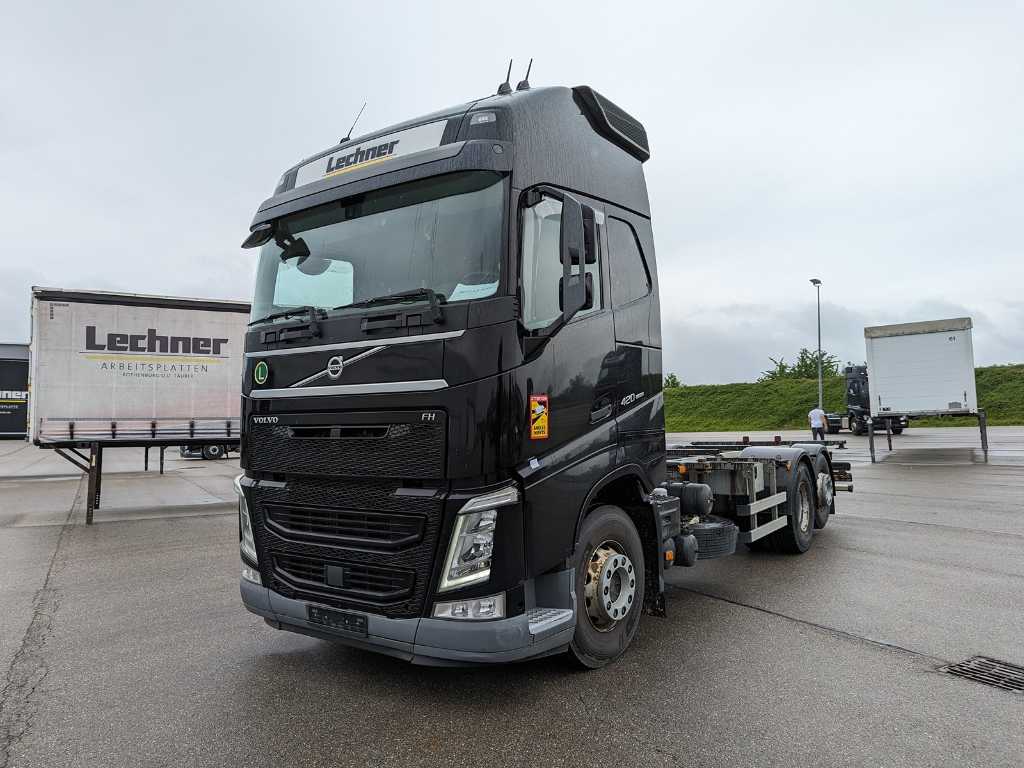 2017 - Volvo - FH 420 - 6x2 - EURO 6 - Camions