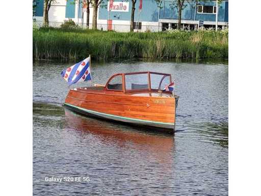 "Noflik” Houten Sloep