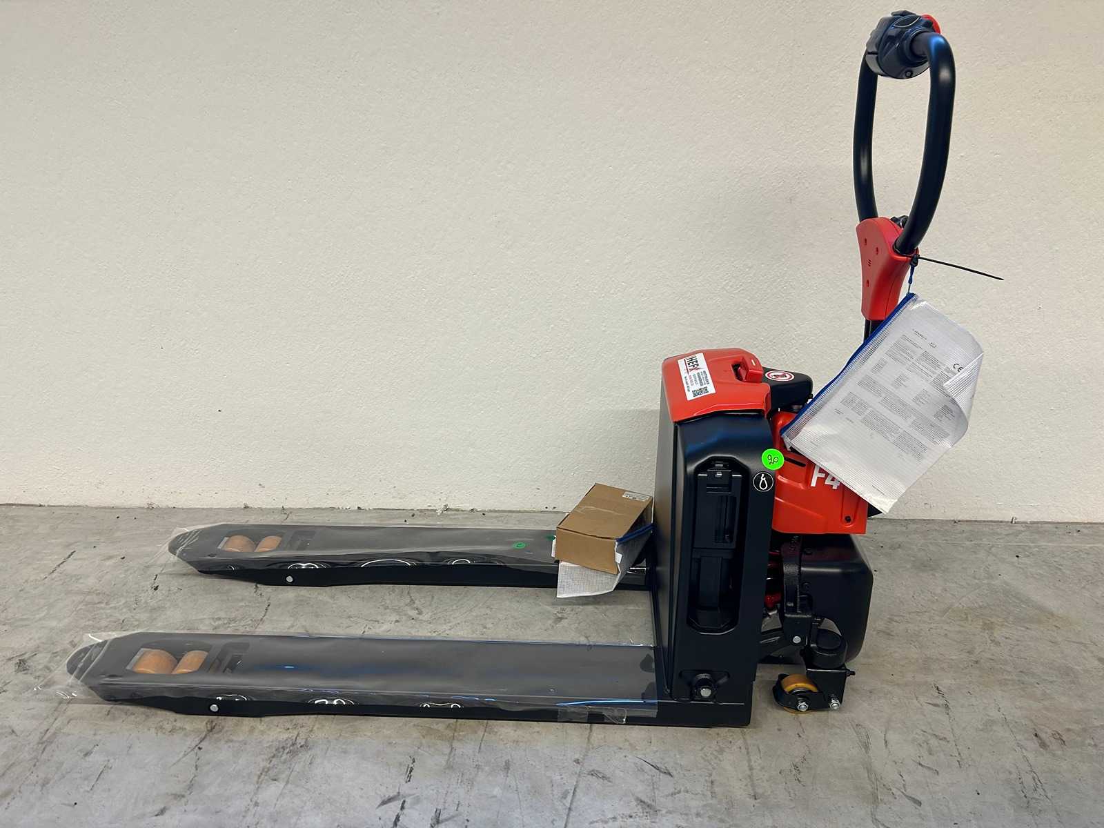 EP Equipment – 2025 – F4 – Electric Pallet Truck (8x)