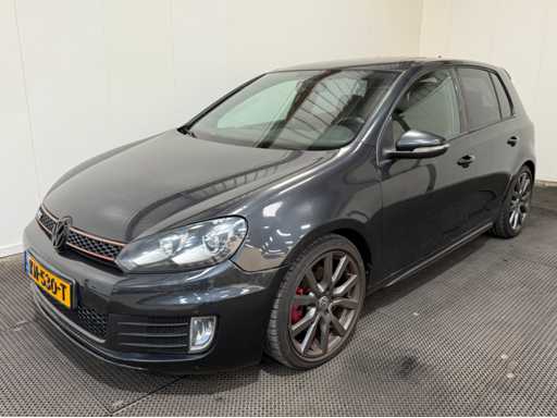 Volkswagen - Golf - GTI - Samochód - 2013