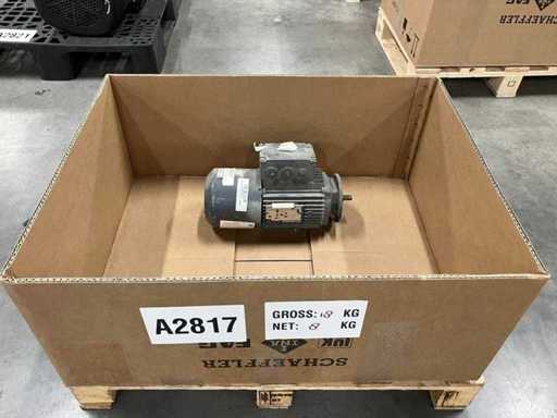 SEW-EURODRIVE - R37 DT80K4BMG - elektromotor 1x