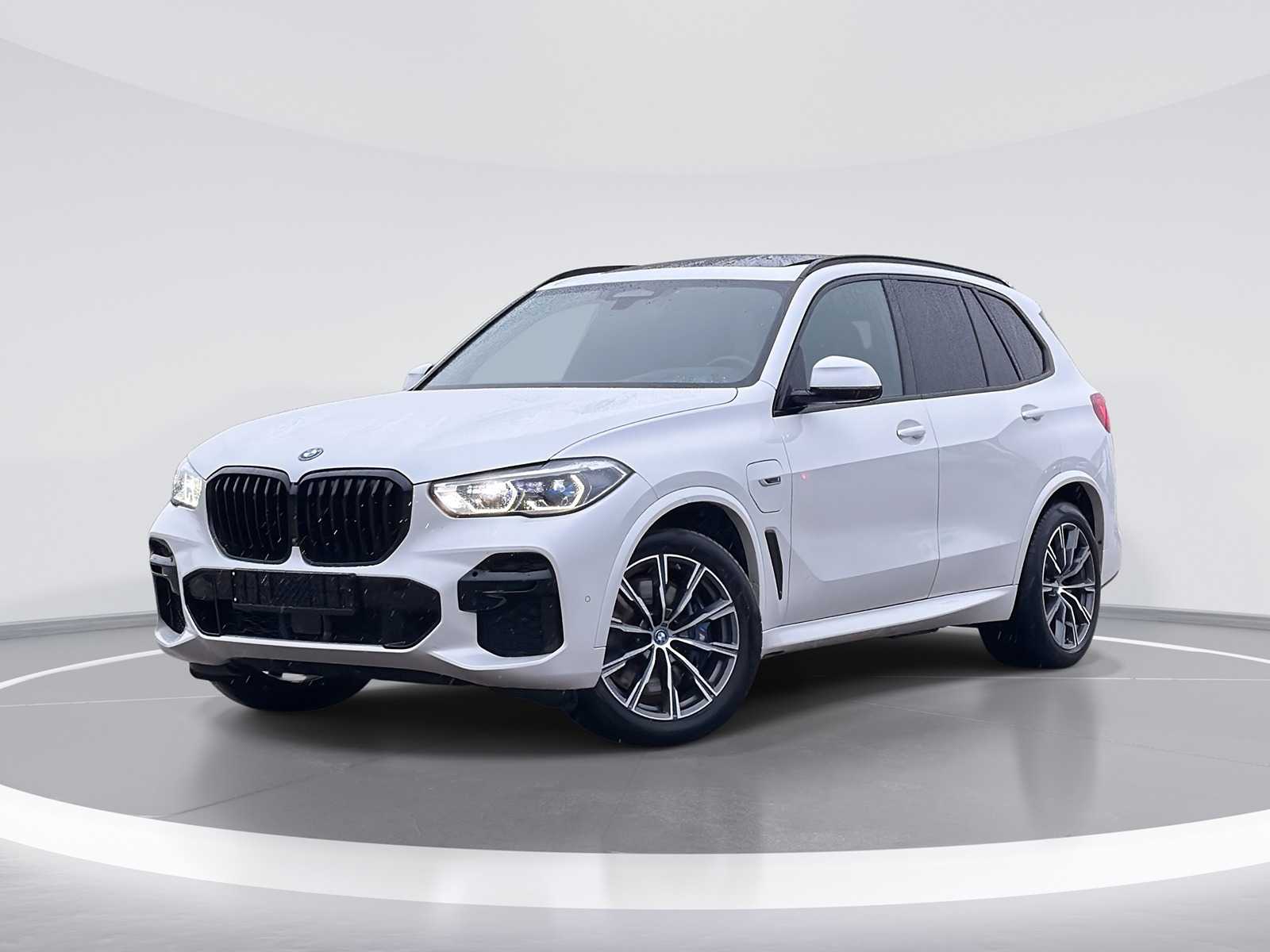 BMW X5 xDrive45e High Executive 2023 | R4-64-58