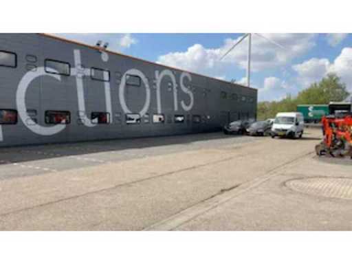 31a4c299-62f4-454d-8a71-04b073ac1a95.mp4