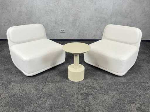 2x Softline Standby-Stuhl niedrig – mit Metall-Beistelltisch