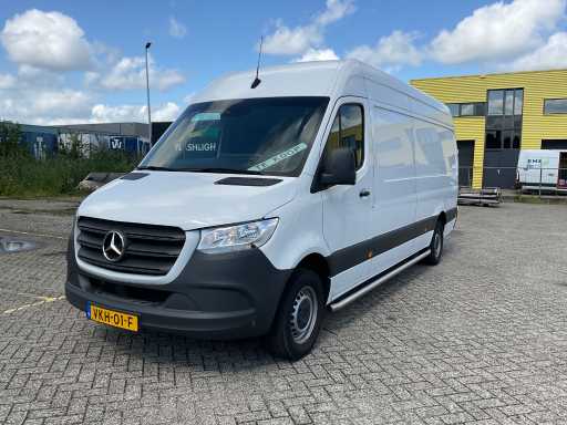 Vehiculul comercial Mercedes-Benz Sprinter 2021