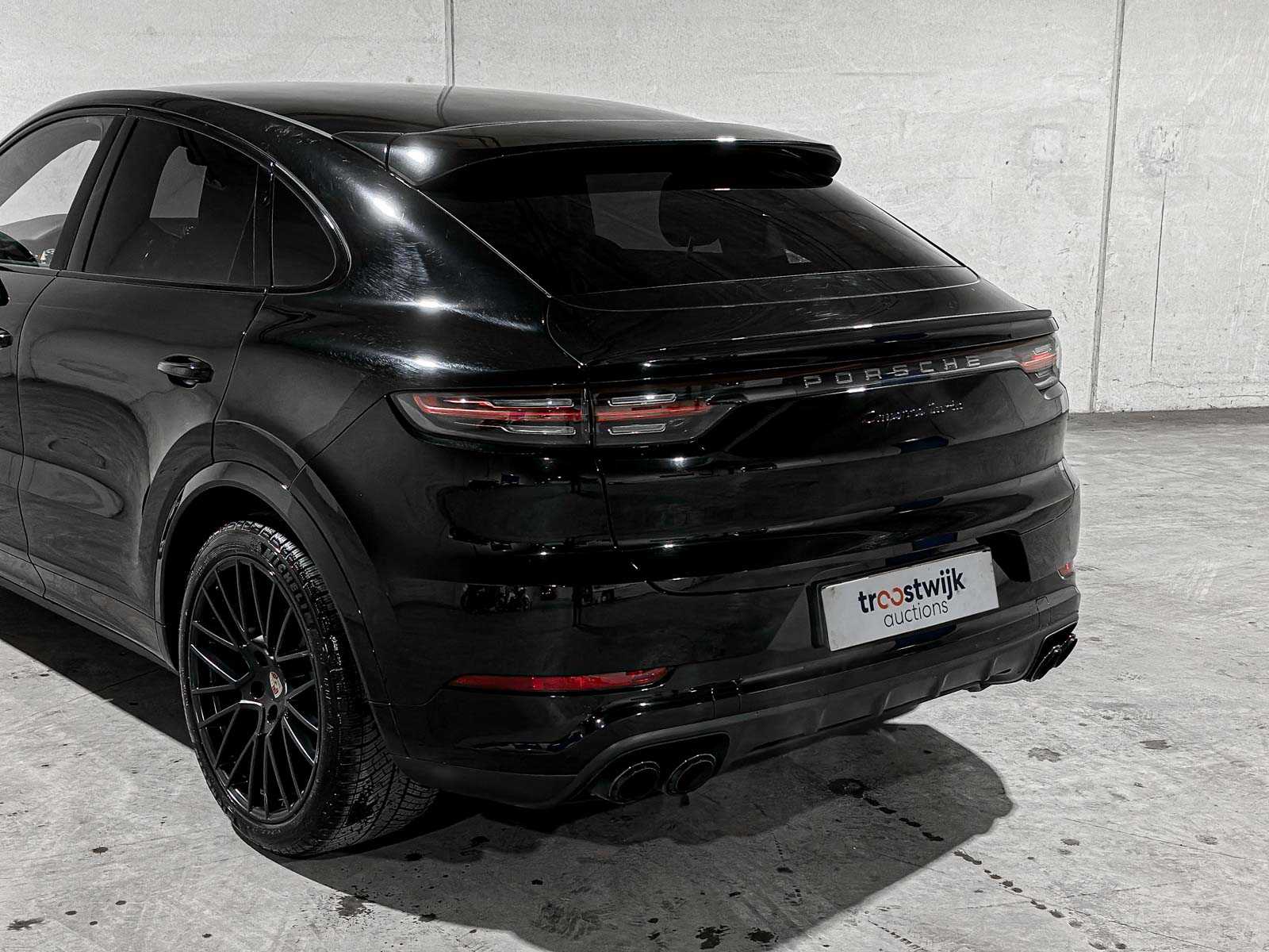 Porsche Cayenne Coupe Turbo 4.0 V8 549pk 2019, J-757-HF