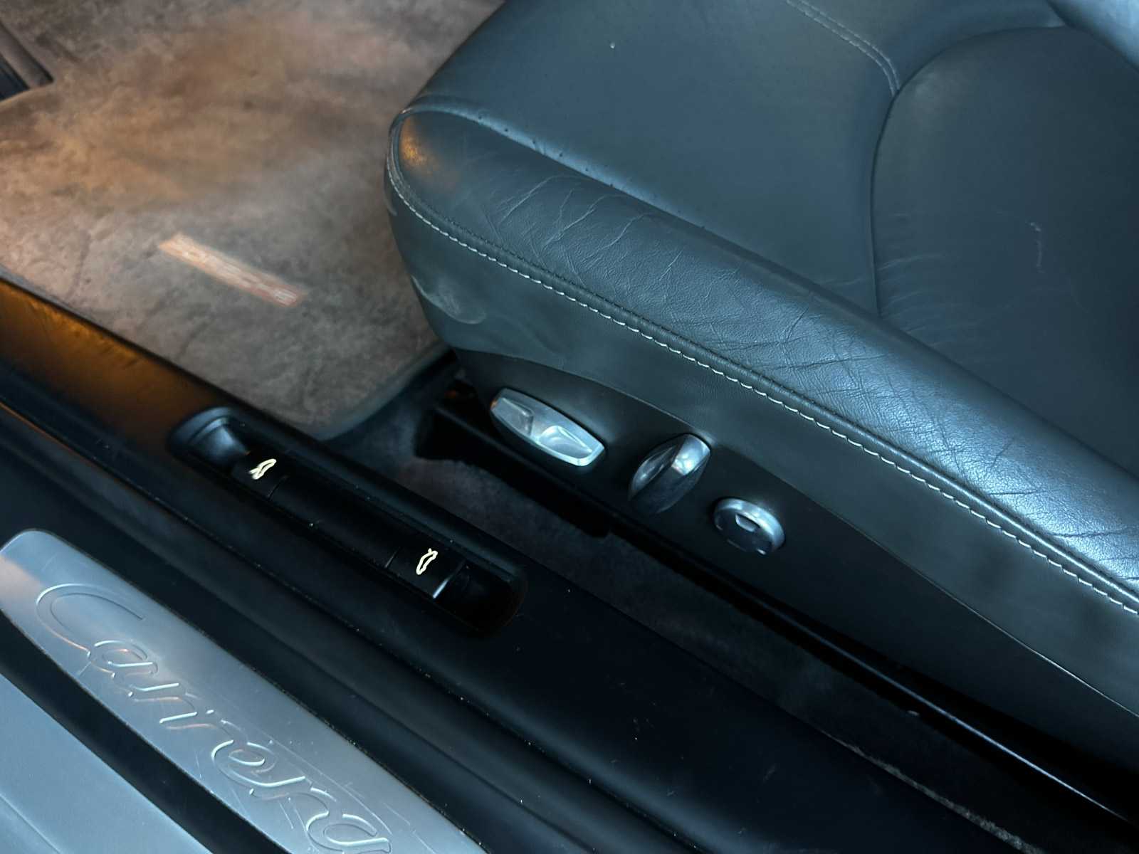 Porsche 911 Carrera Cabriolet 3.6 997 Sport-Chrono 325pk 2006 Youngtimer