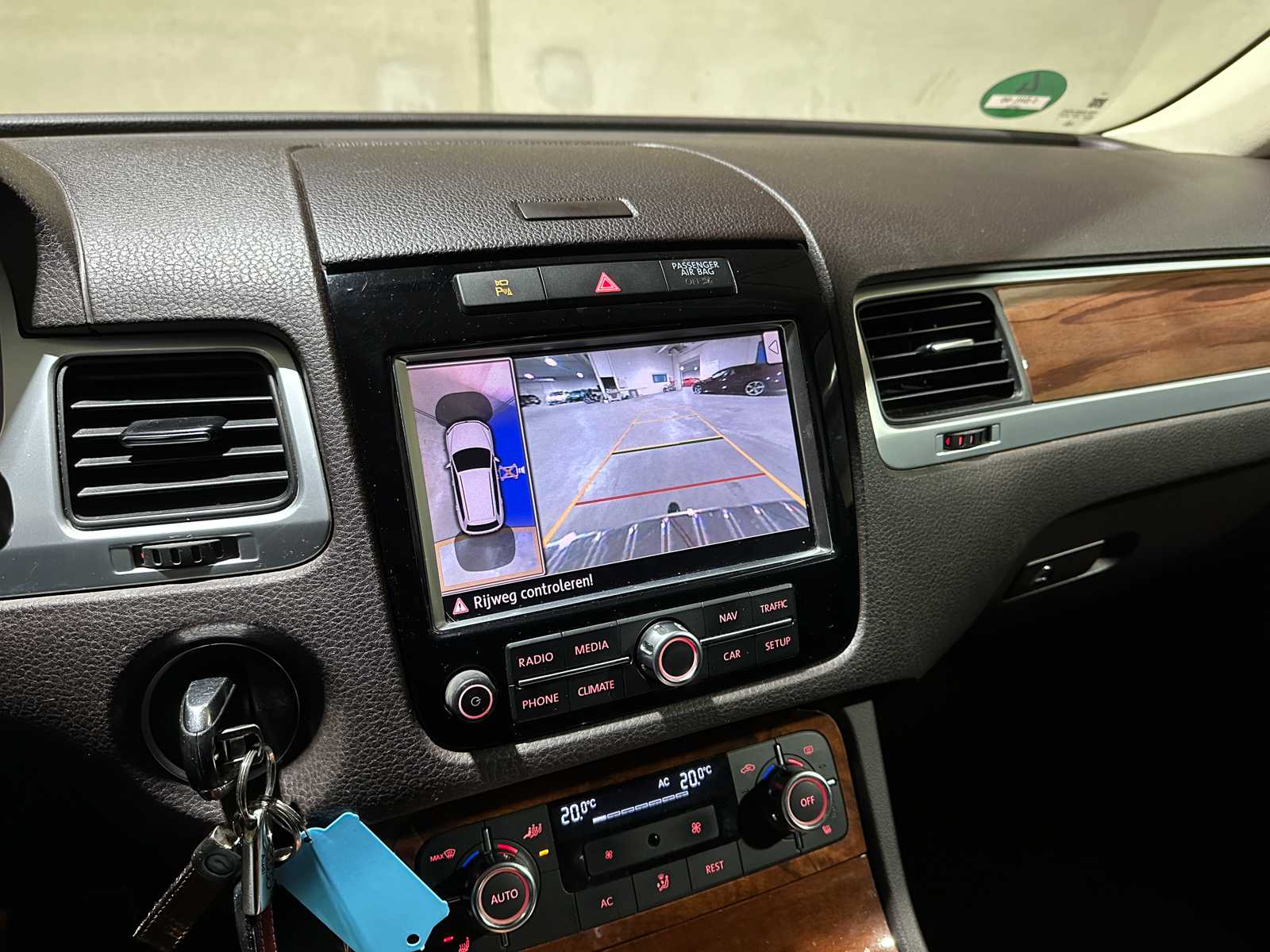 Volkswagen Touareg 3.0 TDI V6 Highline 240pk 2010, 1-SHL-90