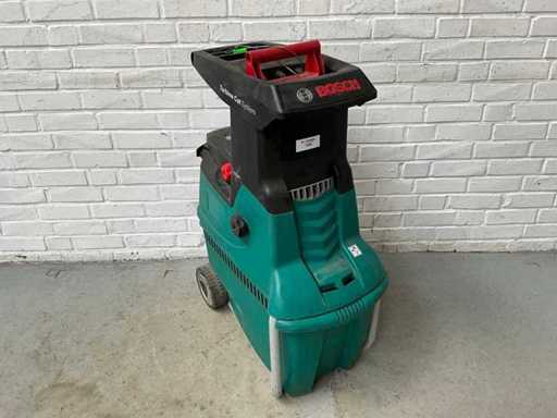 Rozdrabniacz do drewna Bosch AXT 25 TC z 2016 roku