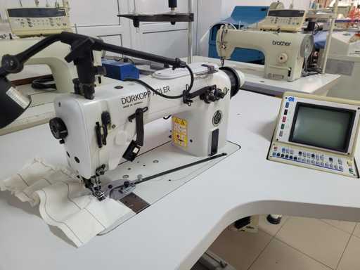 DURKOPP ADLER - 550-16-6/12-12 - Sleeve attaching Sewing Machines