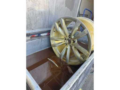 Réservoir de décapage chimique pour 4 jantes en aluminium de taille 22" pour décapage à chaud