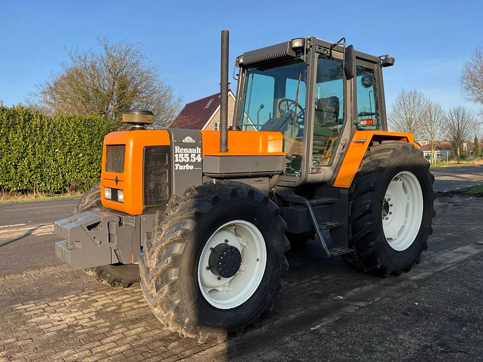 1990 Renault 155.54 Turbo All-wheel drive farm tractor