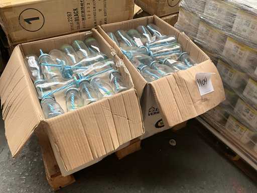 Lot de bouteilles à boire