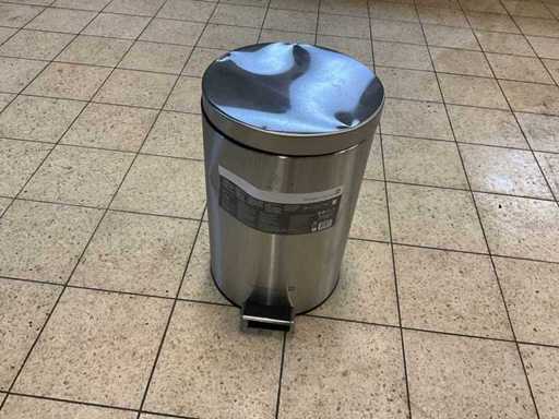 Bac à pédales Terrington House