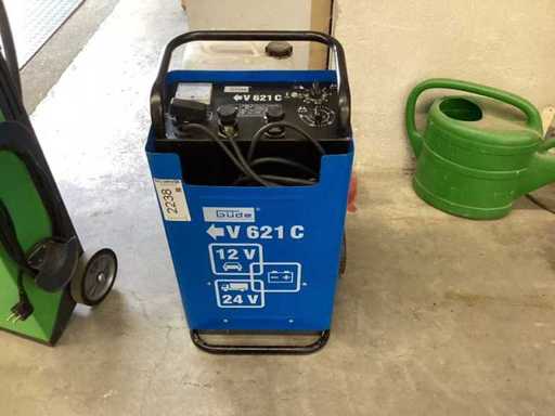 Güde Acculader Quick Start Charger V621C voor vrachtwagen- en autoaccu schakelbaar van 12V naar 24V