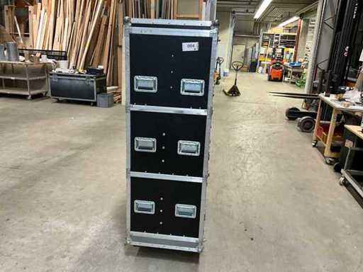 24 CDM Scheinwerfer 150W in Transportcase, Safety, Schellen 