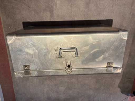 3 boîtiers en aluminium nouveau. (3x)