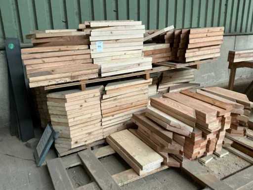 Douglas en palette et bois d’épicéa