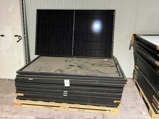 Panel słoneczny Jinko (16x)