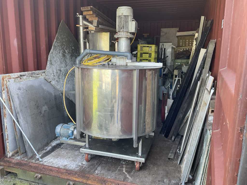 Voltman stainless steel tank with agitator