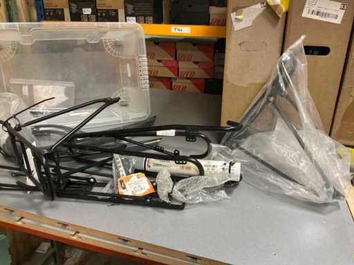 Bagagedragers en kettingkasten (7x)