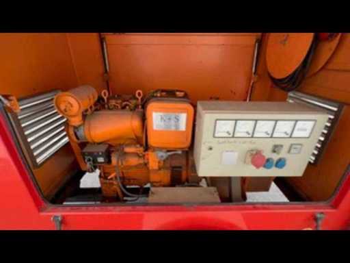 c30f4731-827e-4439-8d64-1ebe41363cb8.mp4