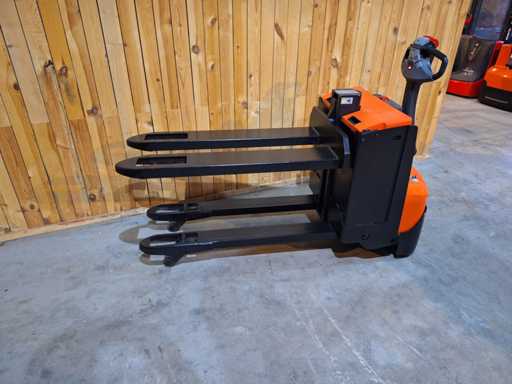 BT - 2011 - SWE 080L - Impilatore