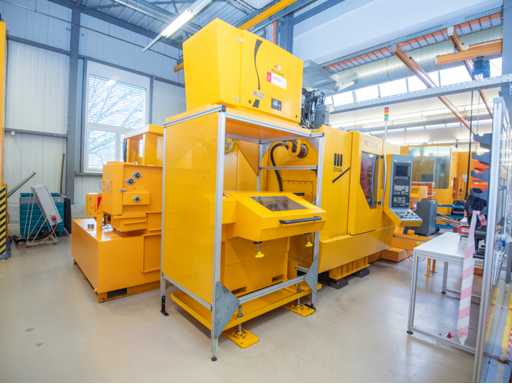 (C-1003) 2012 STAMA MC 726 CNC-Bearbeitungszentrum