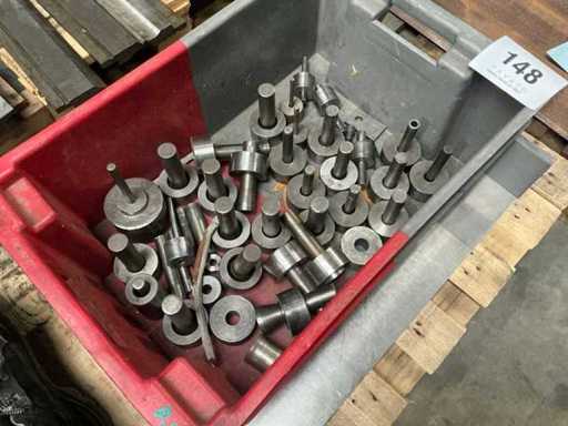 Divers accessoires de poinçage manuel (30x)