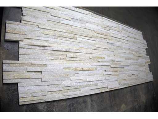 Natürliche Steinwandverkleidung (ca. 26 m²)