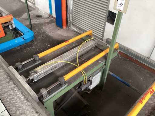 CASSIOL Pneumatic line pusher