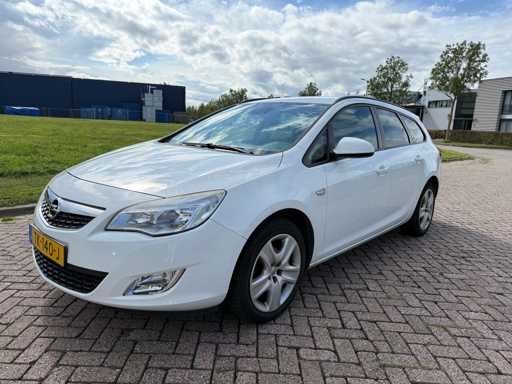 Opel Astra Sports Tourer 1.4 Turbo Cosmo, TK-140-J