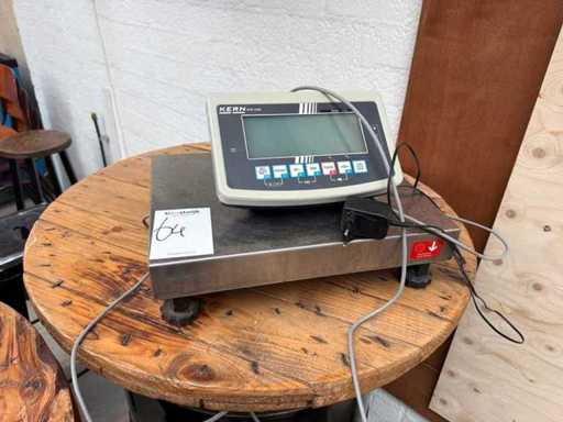 KERN KFB-TAM Industrial Stainless Steel Scale with Digital Indicator