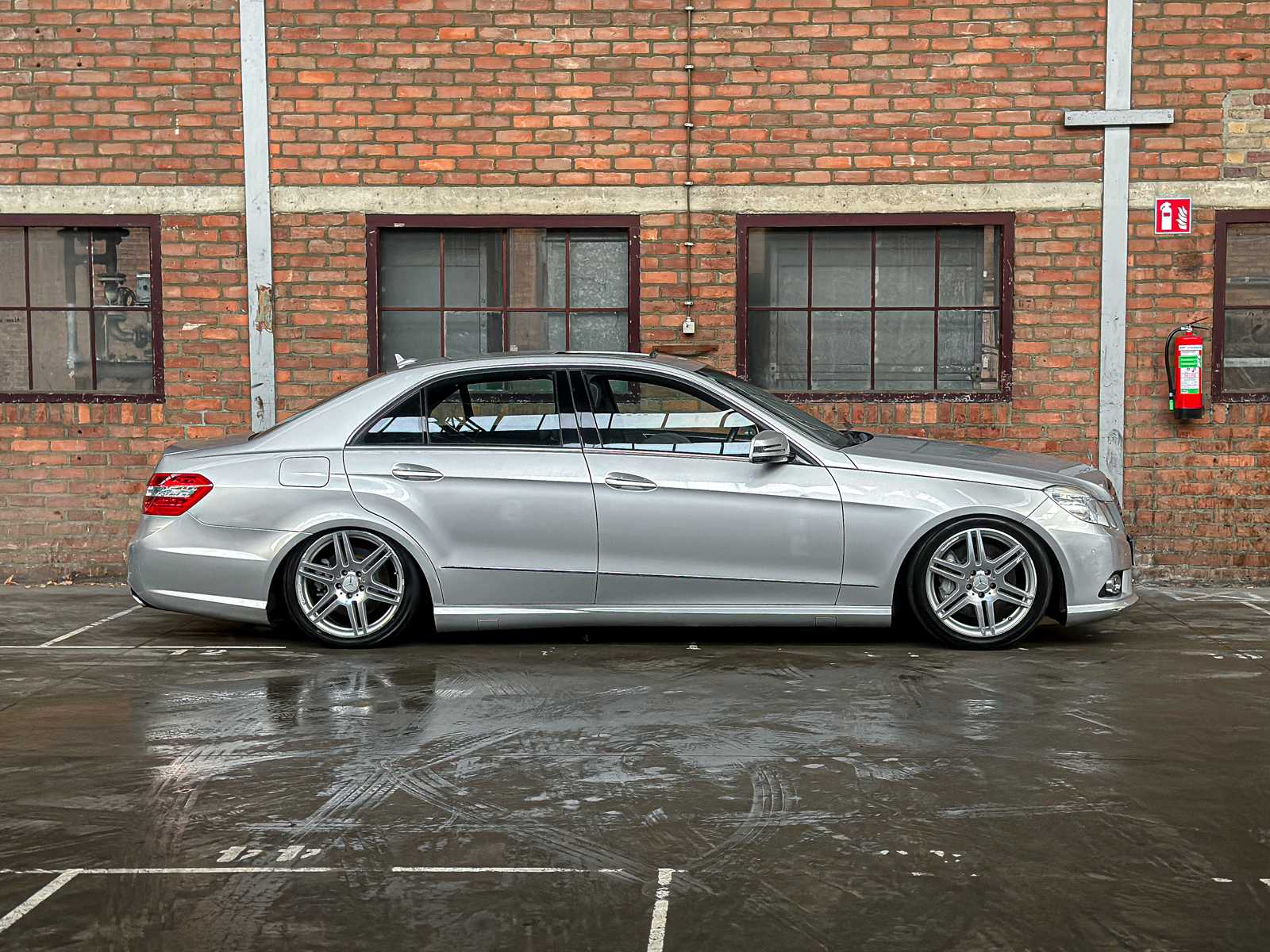 Mercedes-Benz E500 5.5 V8 AMG E-klasse 388pk 2009 -Youngtimer-
