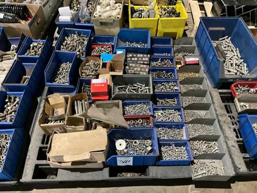 Matériau de fixation