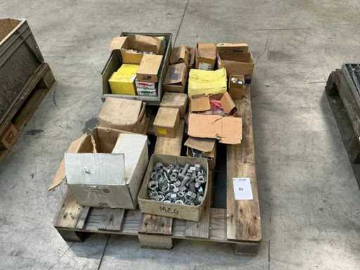 Partia elementów złącznych